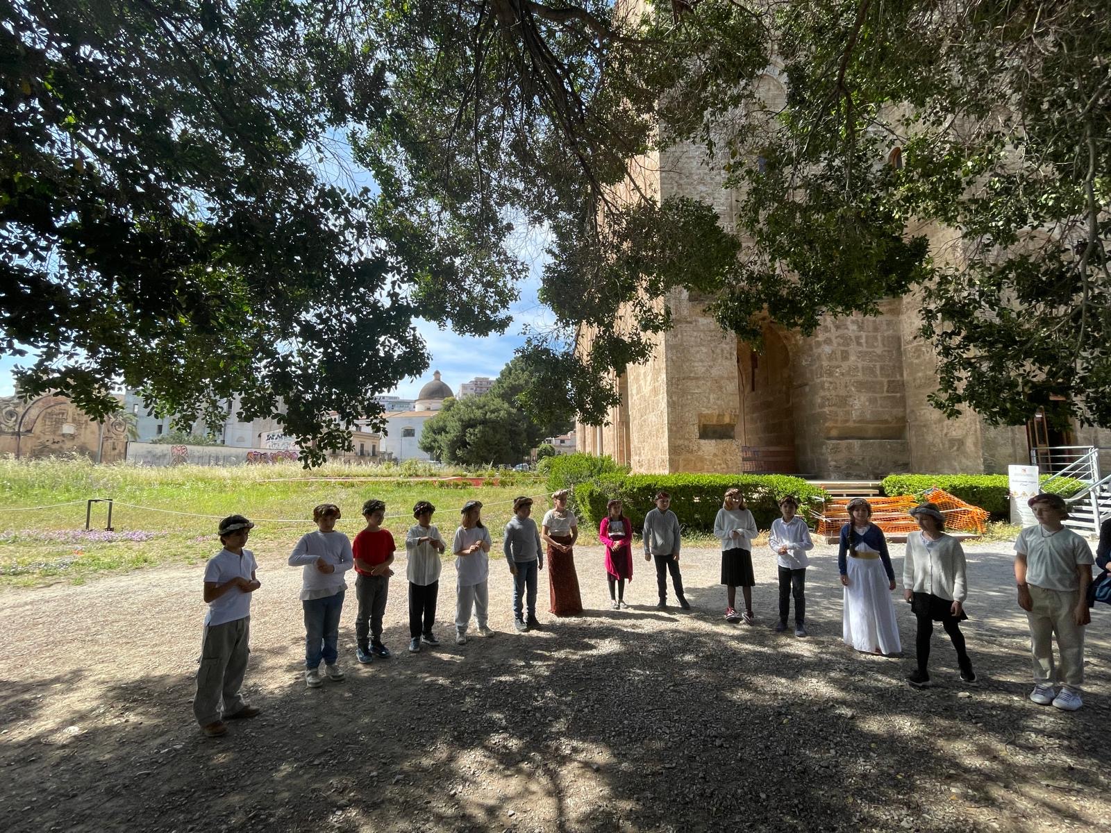 La IV classe adotta il Castello della Zisa